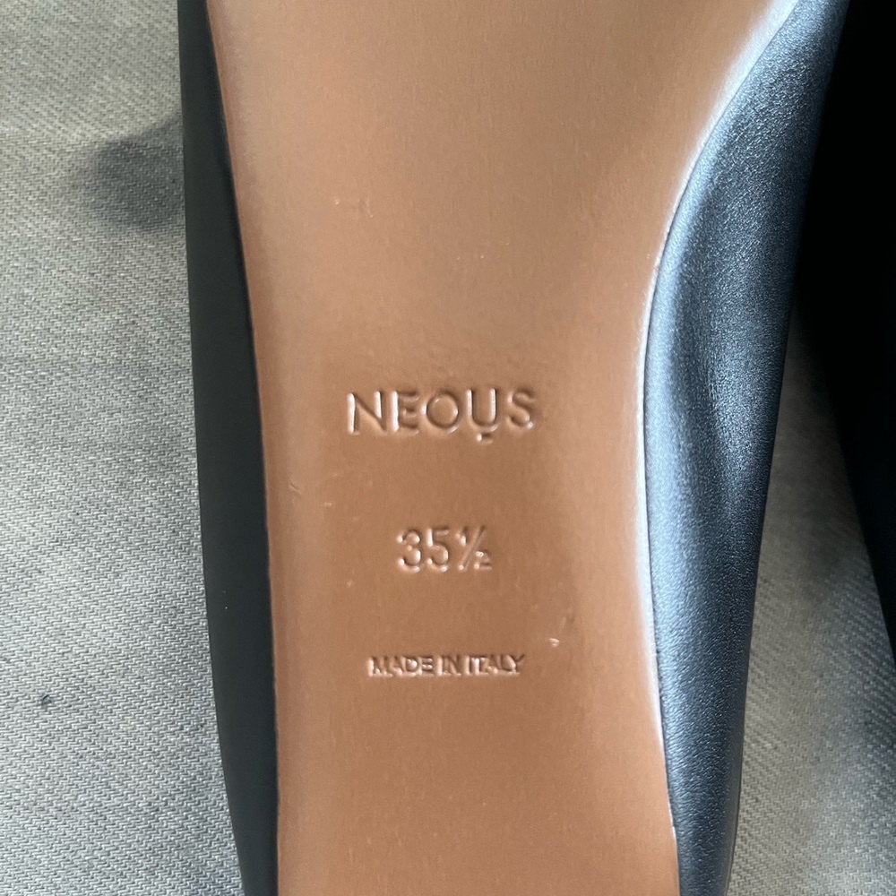 Neous Alba Shearling Lined Leather Mules - Picture 6 of 8